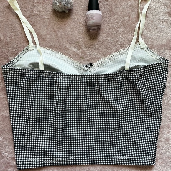 Cute plaid Tank top🖤 - Picture 3 of 3